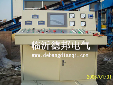 PLC、觸摸屏控制系統(tǒng)214